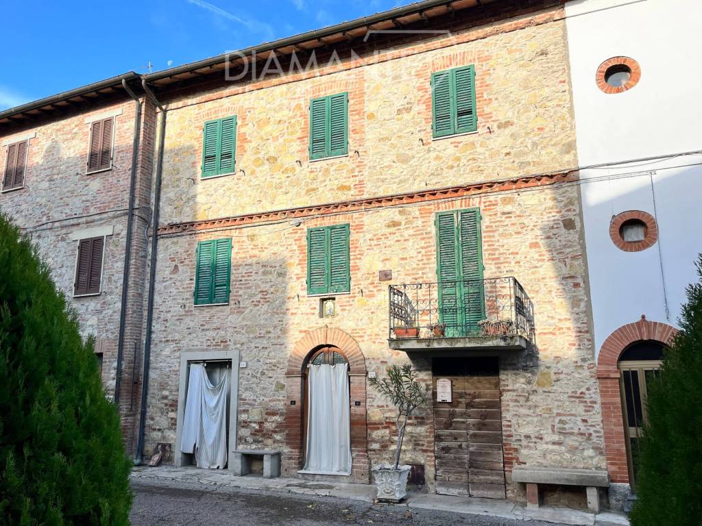 Casa indipendente a Castiglione del lago in Via Lazio, 1 - Foto 4