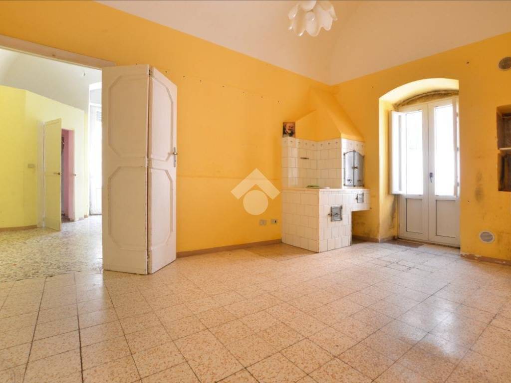 Casa indipendente a Gioia del colle in Via Michelangelo Buonarroti, 32 - Foto 4