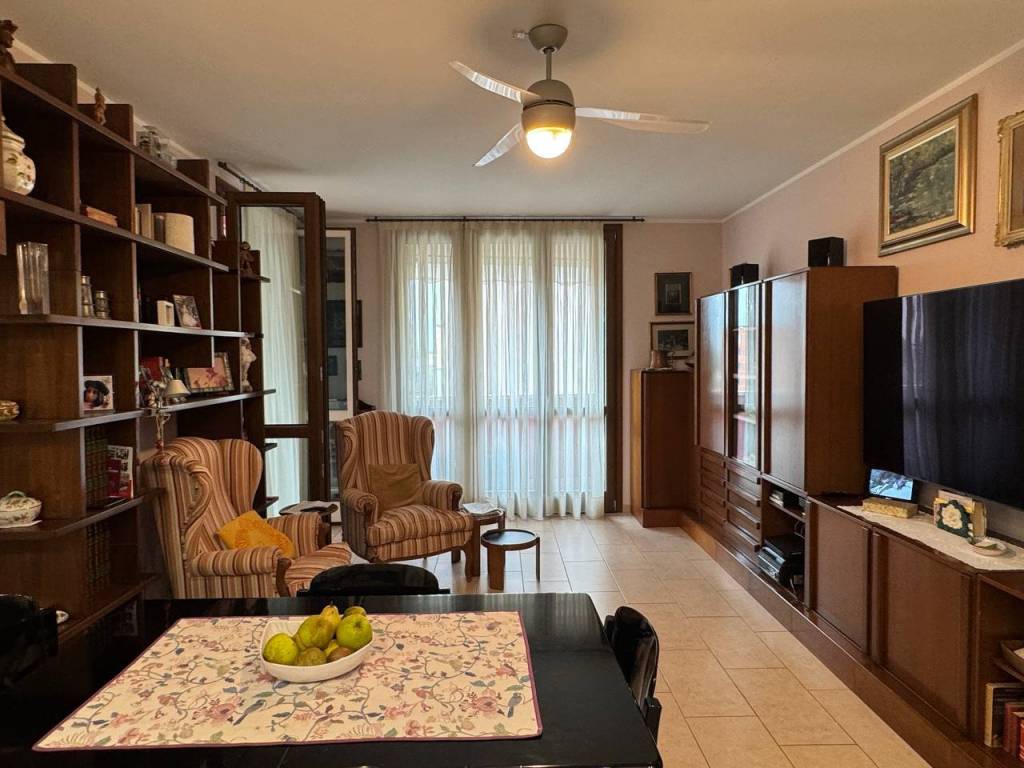 Appartamento a Saronno in Via Gaudenzio Ferrari - Foto 5