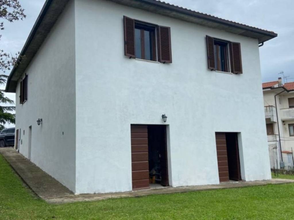 Rustico / casale a Roccastrada - Foto 2