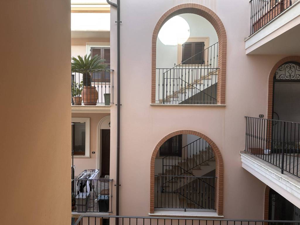 Appartamento a Nereto in Via Alessandro Volta - Foto 2