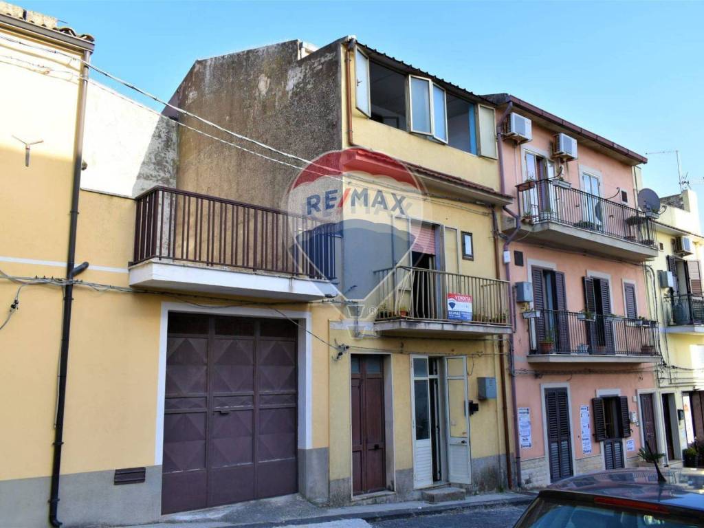 Casa indipendente a Monterosso almo in via mercato, 56 - Foto 2
