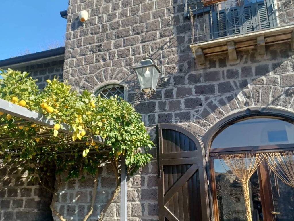 Villa a Sant'agata de' goti in Strada Provinciale Cinque Vie-Supportico-Presta - Foto 2