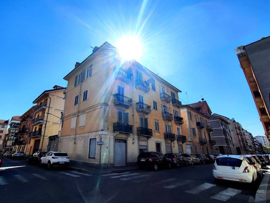 Appartamento a Torino in Via Borgone, 19 - Foto 1