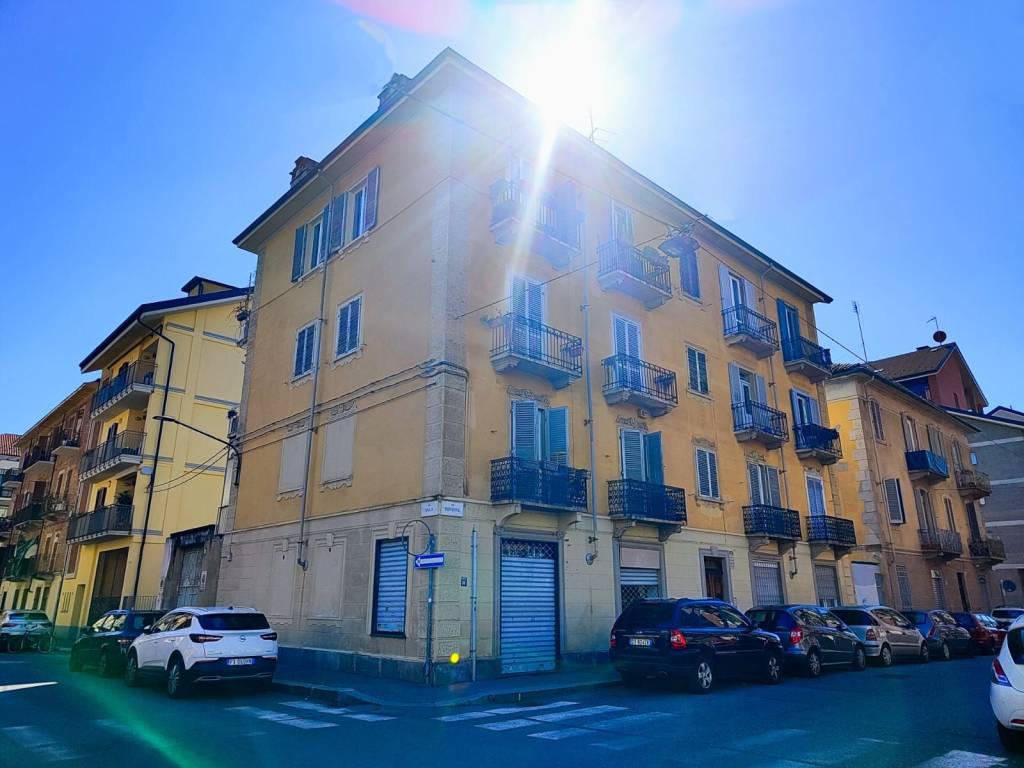 Appartamento a Torino in Via Borgone, 19 - Foto 2