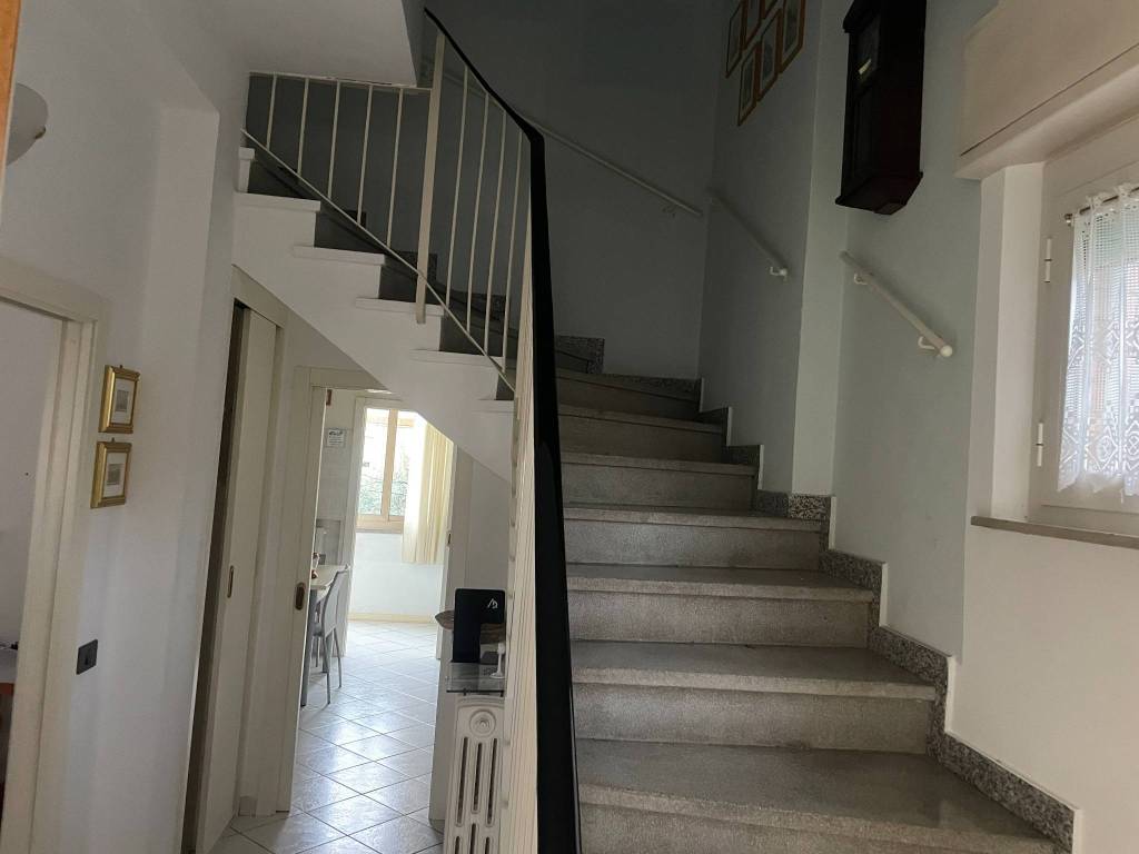 Casa indipendente a Pesaro in Via Palmiro Togliatti - Foto 2