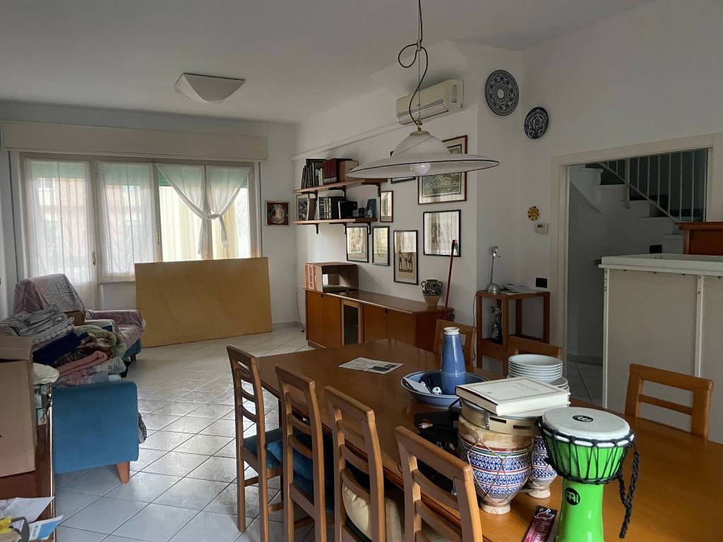Casa indipendente a Pesaro in Via Palmiro Togliatti - Foto 3