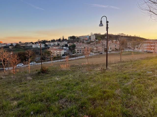 Terreno a Tortoreto in Via 24 Maggio - Foto 2