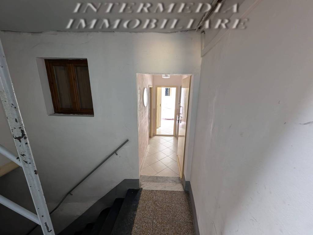 Appartamento a Montevarchi in Via Poggio Bracciolini - Foto 5