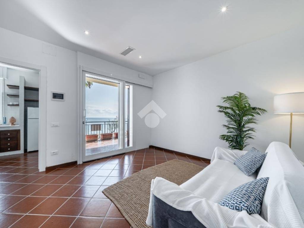 Appartamento a Terracina in Viale Circe, 210 - Foto 5