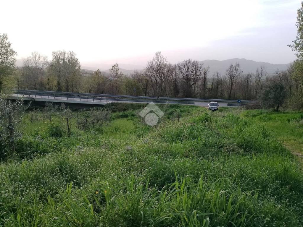 Terreno a Montemiletto in VIA SS7 VARIANTE - Foto 2