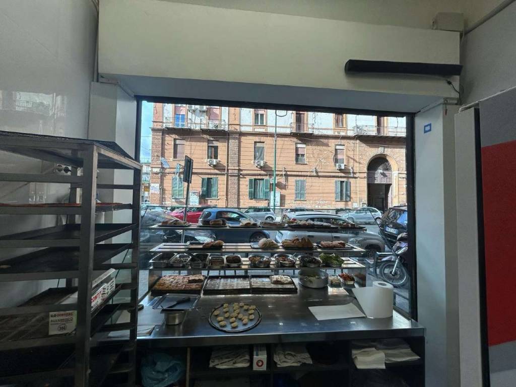 Immobile a Napoli in via COLONNELLO LAHALLE - Foto 3