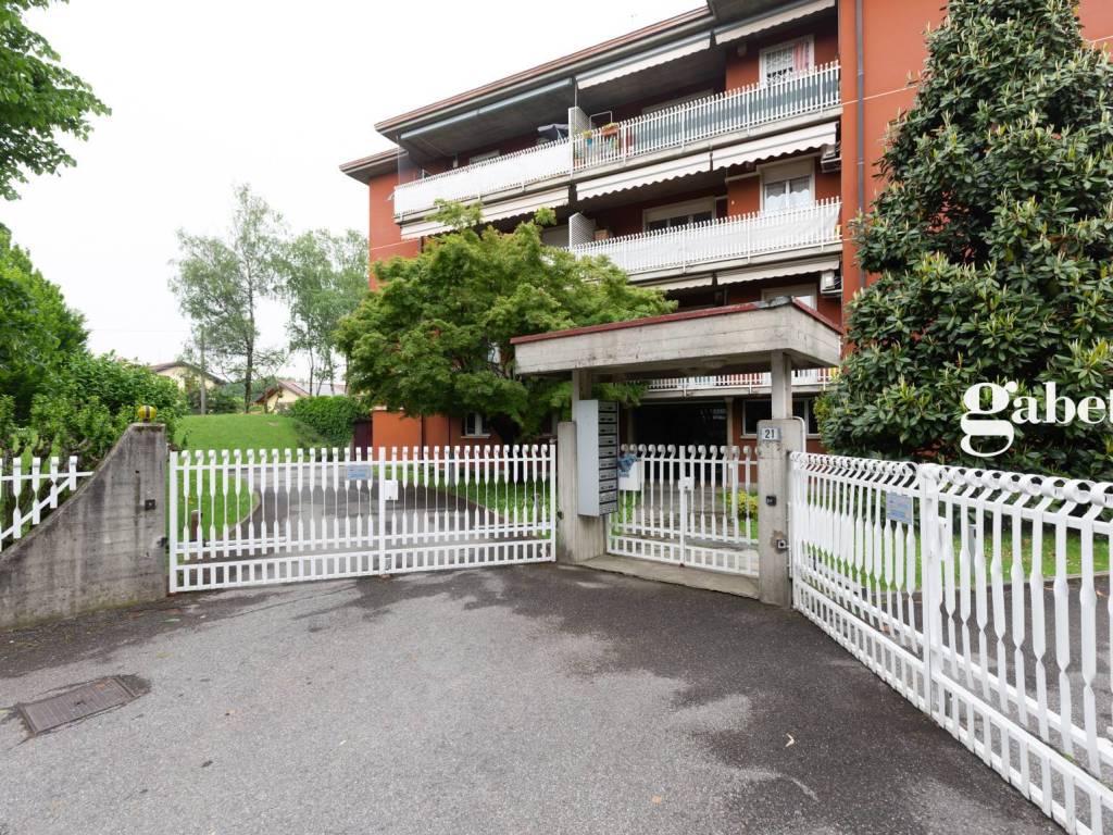 Box / garage a Robbiate in Via Aldo Moro, 21 - Foto 4