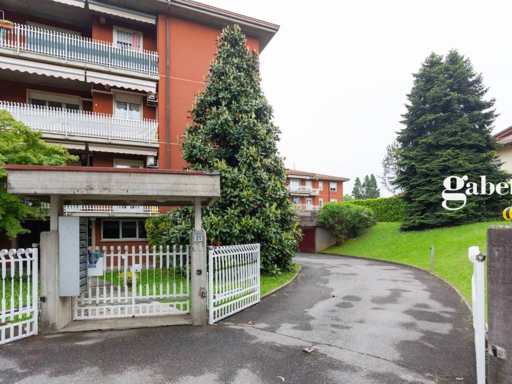 Box / garage a Robbiate in Via Aldo Moro, 21 - Foto 5