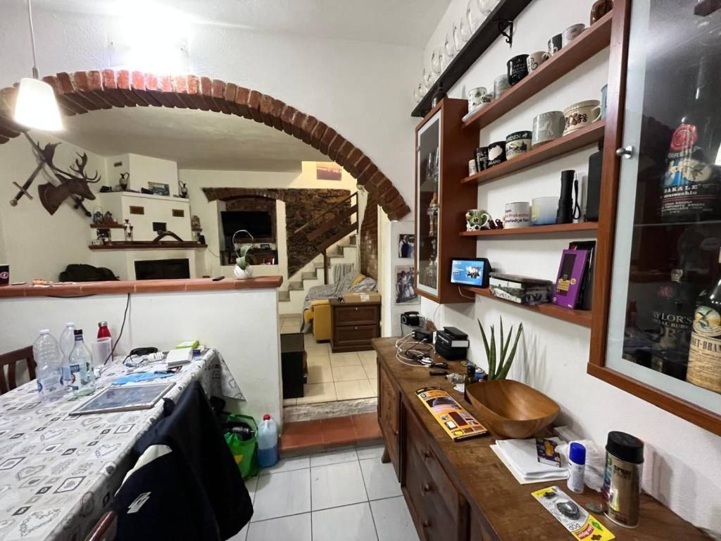 Casa indipendente a Luni in Via Ghitella, , 11 - Foto 4