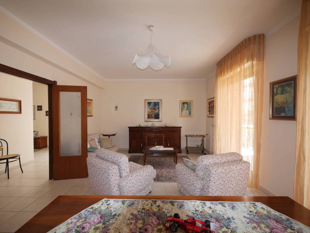 Appartamento a Ragusa in Via Antonio Pacinotti - Foto 2