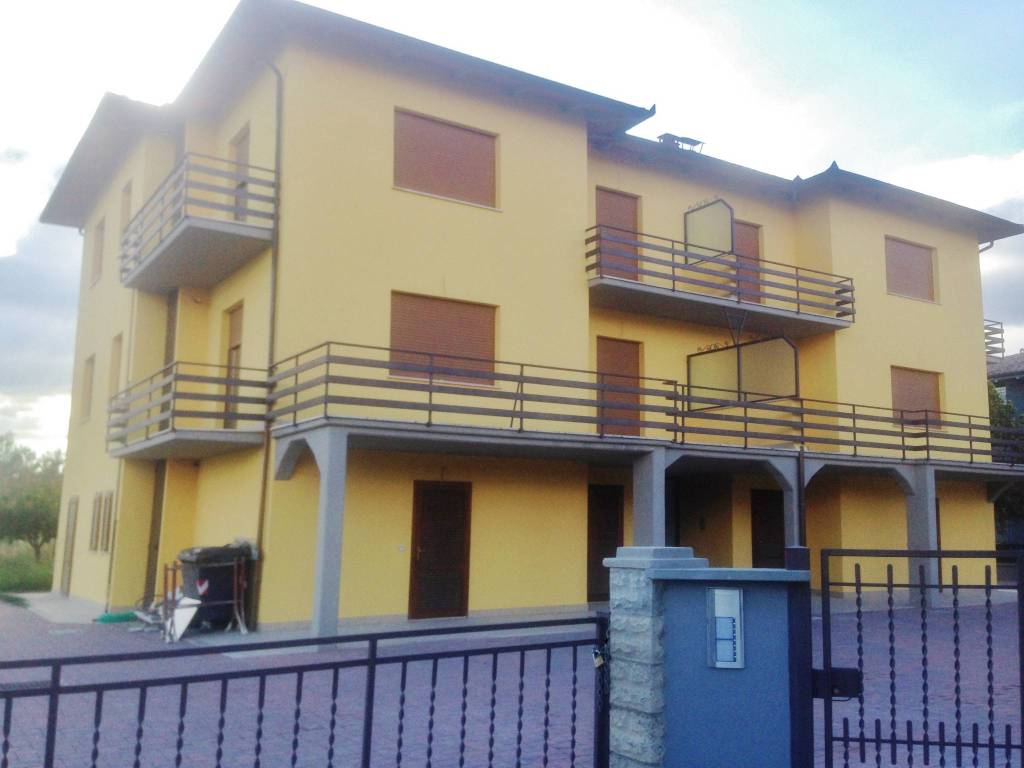 Appartamento a Tuoro sul trasimeno in TUORO SUL TRASIMENO - Foto 2