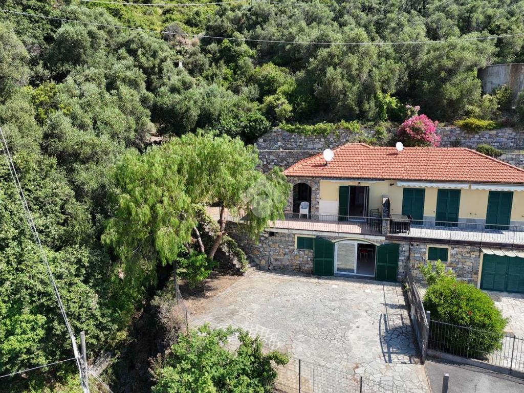 Villa a Cipressa in Via fossati, 106 - Foto 2