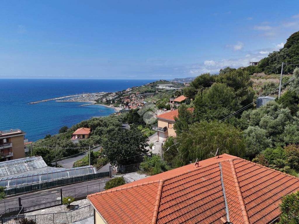 Villa a Cipressa in Via fossati, 106 - Foto 4
