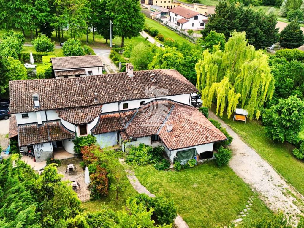 Rustico / casale a Castagnole delle lanze in Via Gaverri, 3 - Foto 4