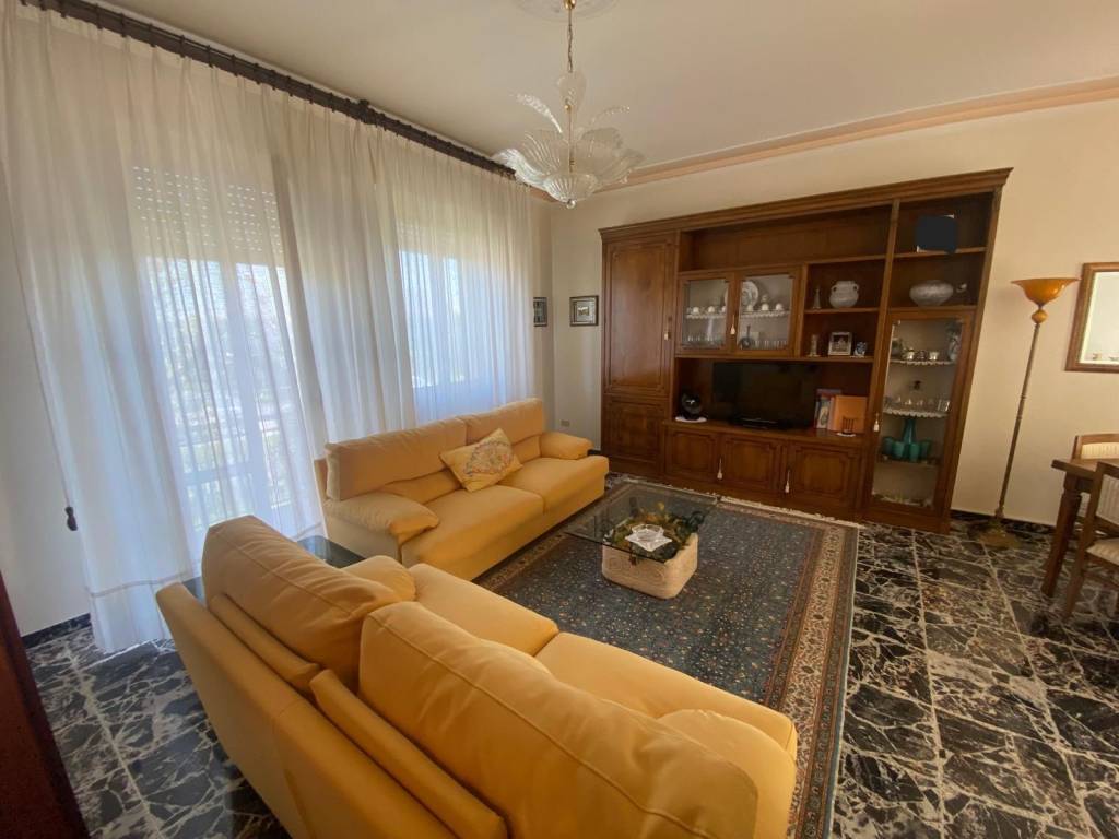 Villa a Poggio rusco - Foto 2