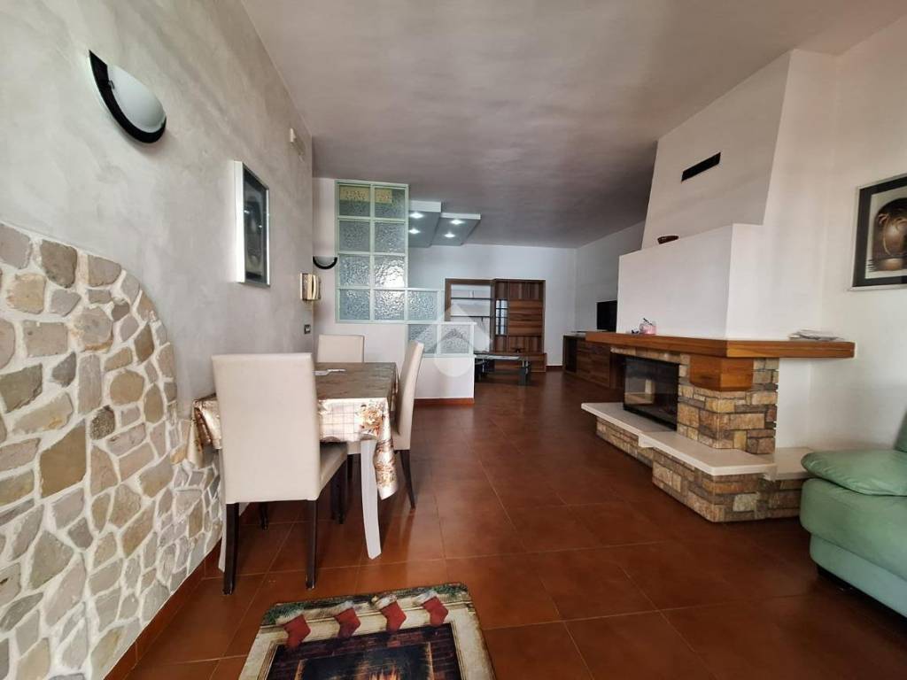 Appartamento a Cassano delle murge in Via lorenzo pepe, 8 - Foto 4