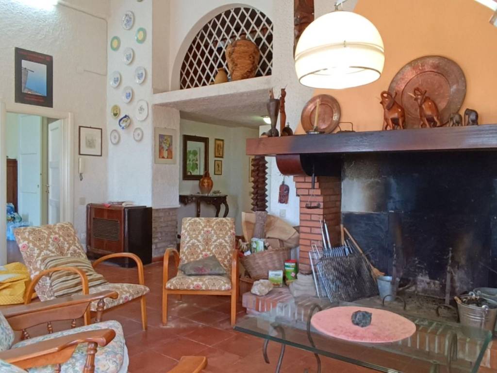 Casa indipendente a Collevecchio in Via E. Pezzi - Foto 3