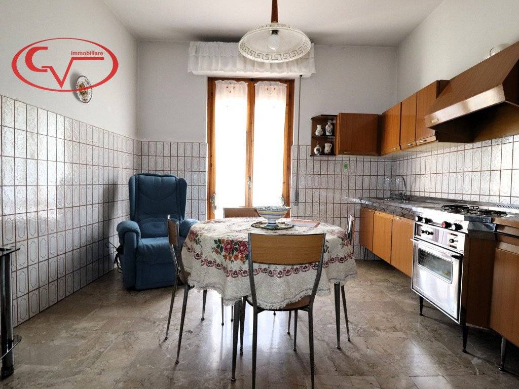Appartamento a San giovanni valdarno in Viale Antonio Gramsci - Foto 4