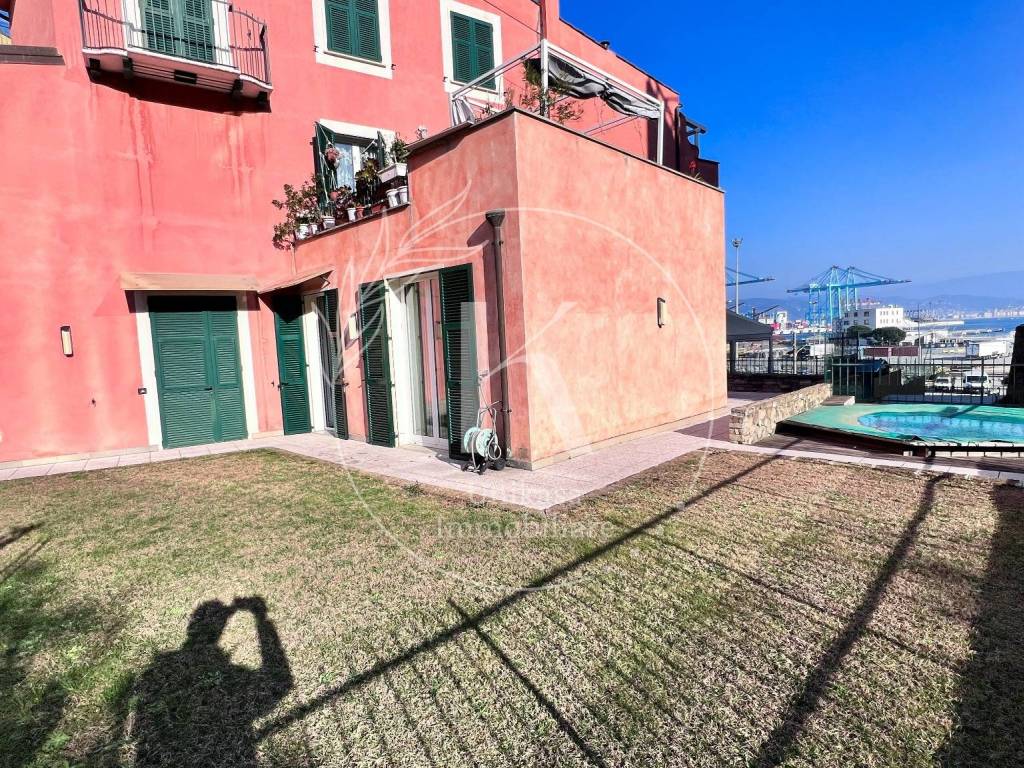 Appartamento a Vado ligure in Via Aurelia, 454 - Foto 2
