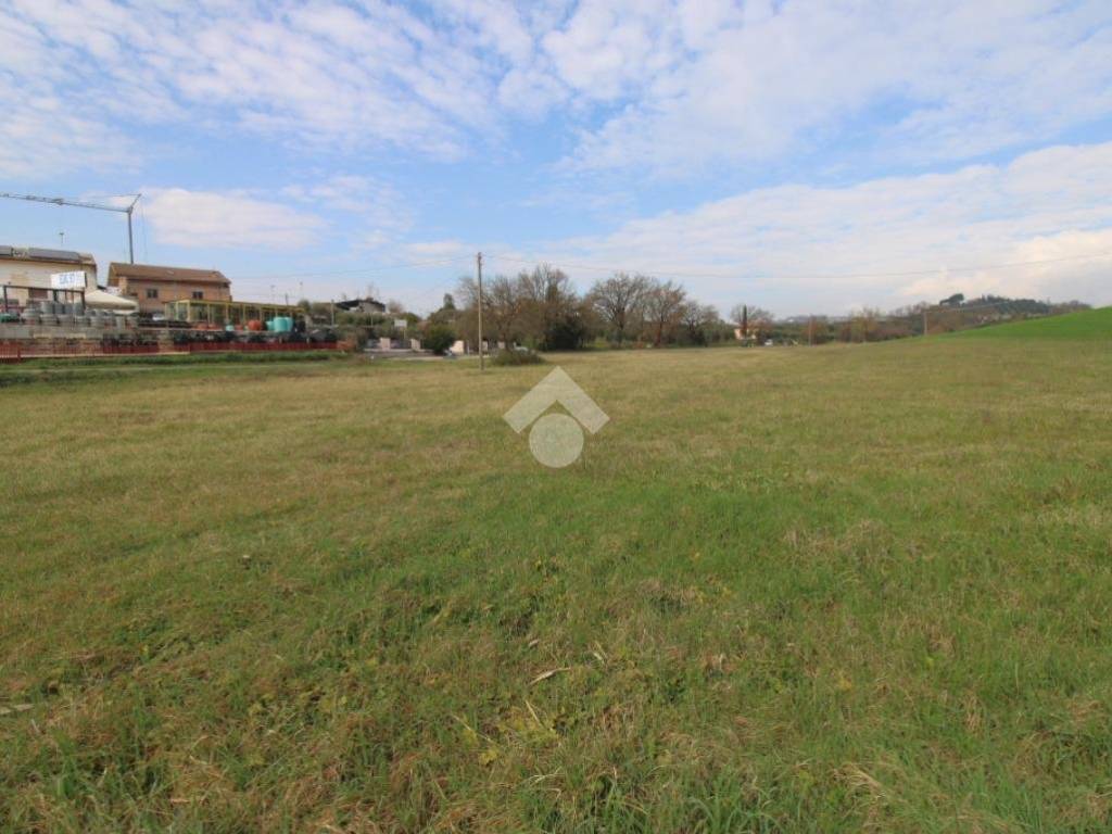 Terreno a Poggio mirteto in Via SR313 - Foto 2