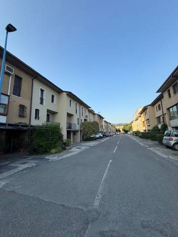 Villetta a schiera a Brescia in Via Raffaello - Foto 2