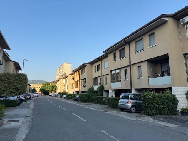 Villetta a schiera a Brescia in Via Raffaello - Foto 3