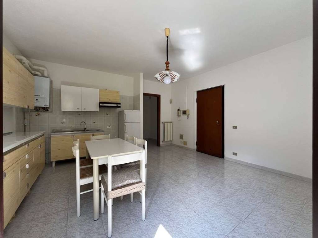 Appartamento a Parona in Via IV Novembre, 47 - Foto 4