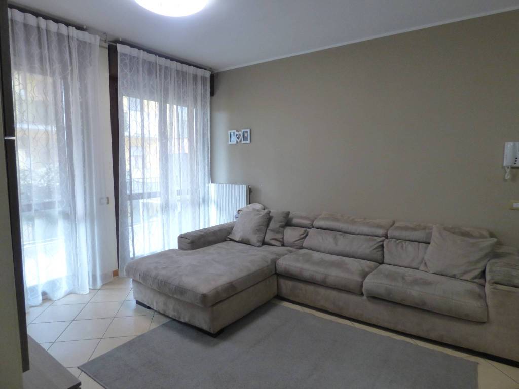 Appartamento a Cassolnovo in Via Naviglietto - Foto 3