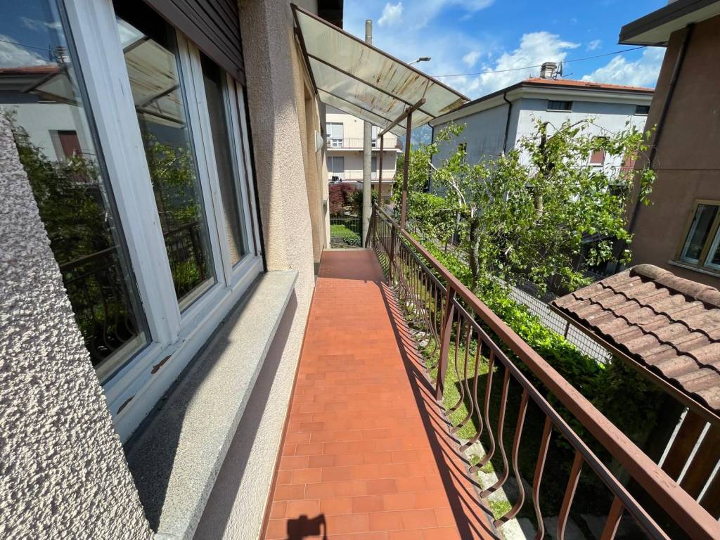 Villa a Valmadrera in Via Torquato Tasso, 25 - Foto 3