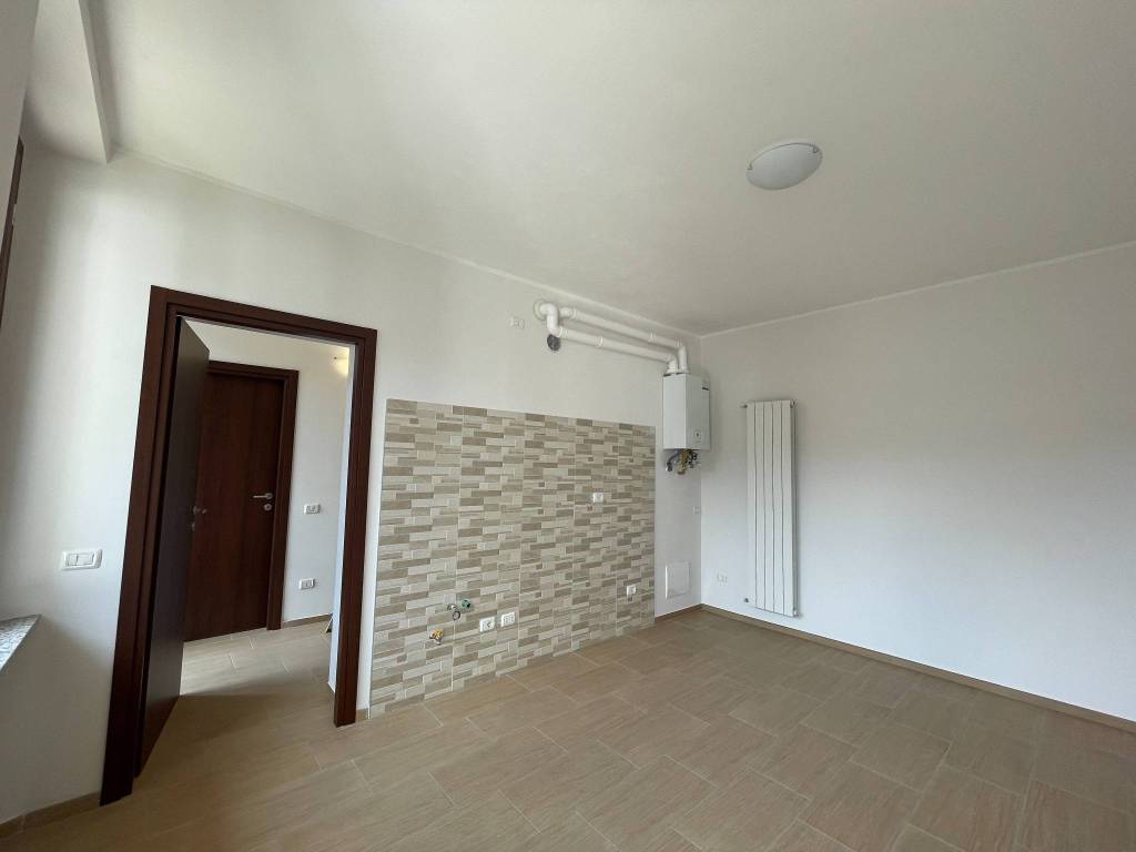 Appartamento a Trecate in Piazza San Clemente - Foto 4