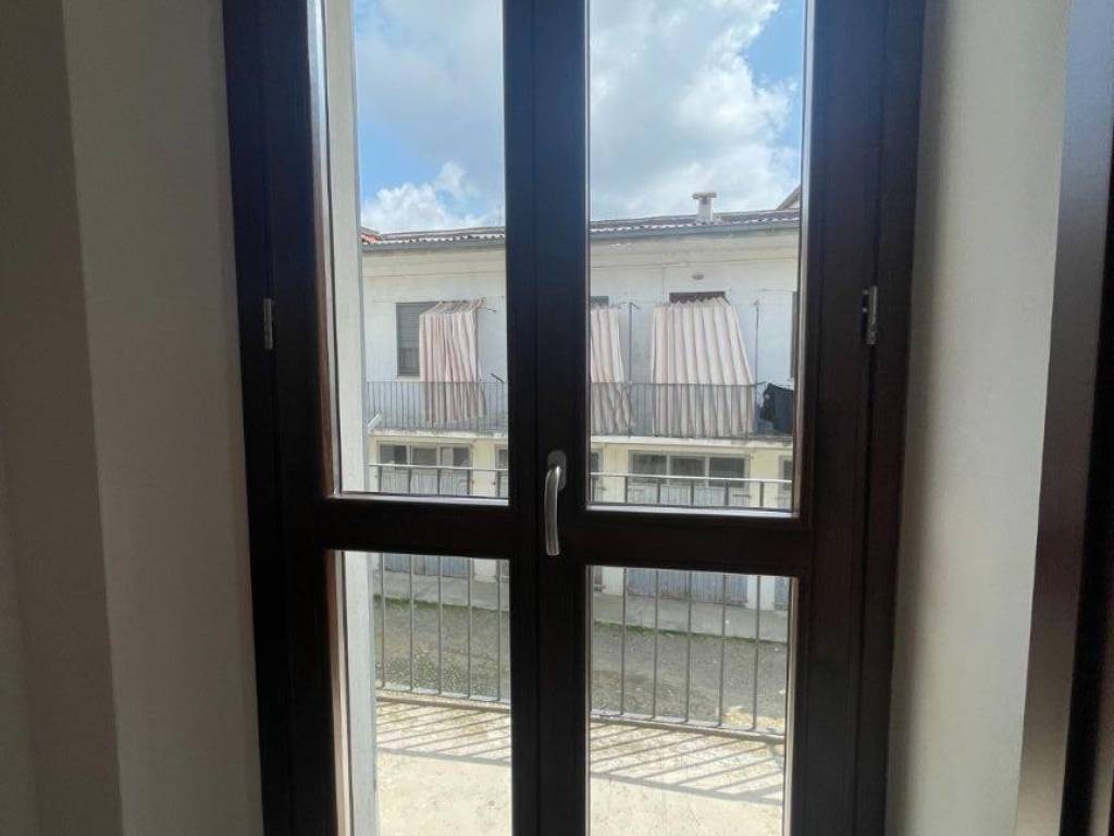 Appartamento a Trecate in Piazza San Clemente - Foto 5