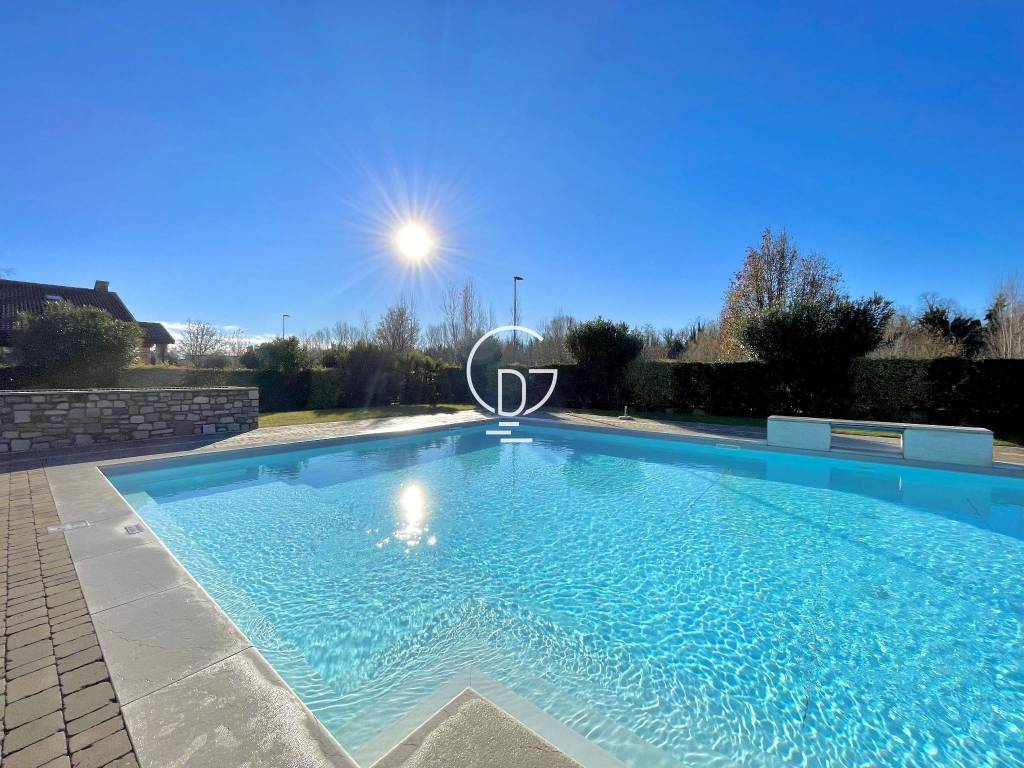 Appartamento a Desenzano del garda in Via Pratomaggiore - Foto 4