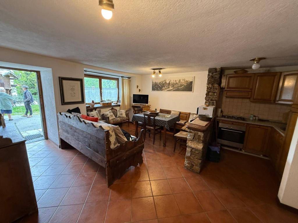 Appartamento a Courmayeur in Frazione Entreves - Foto 3