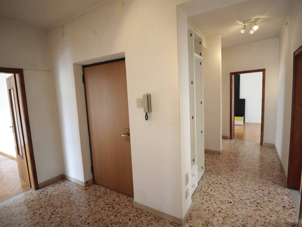 Appartamento a Trento in Via Adamello, 15 - Foto 3