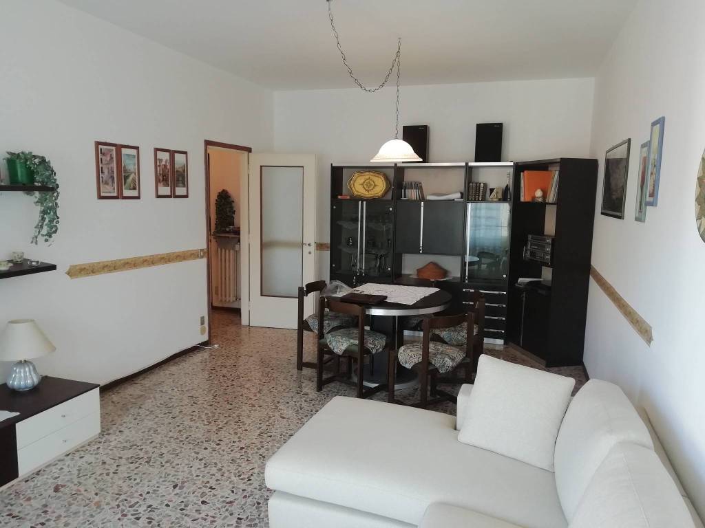 Appartamento a Arona in Via Martiri della Libertà, 14 - Foto 4