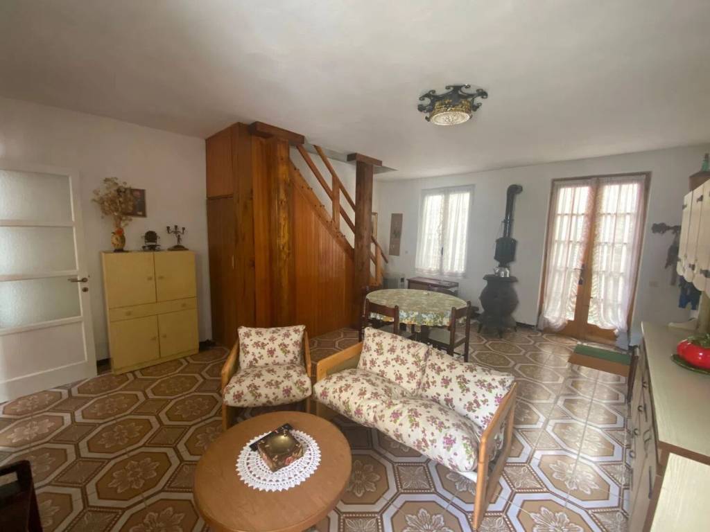 Villa a Val di nizza in Frazione Monte S.N.C. - Foto 5