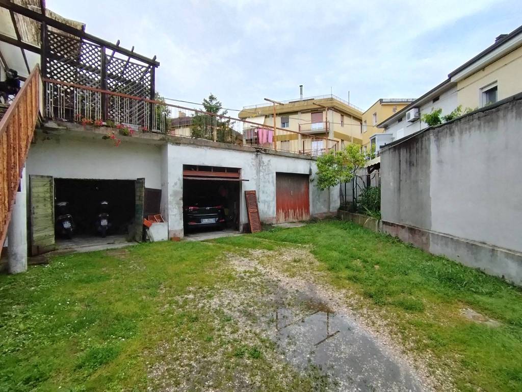 Casa indipendente a Pesaro in Via Vincenzo Rossi - Foto 3