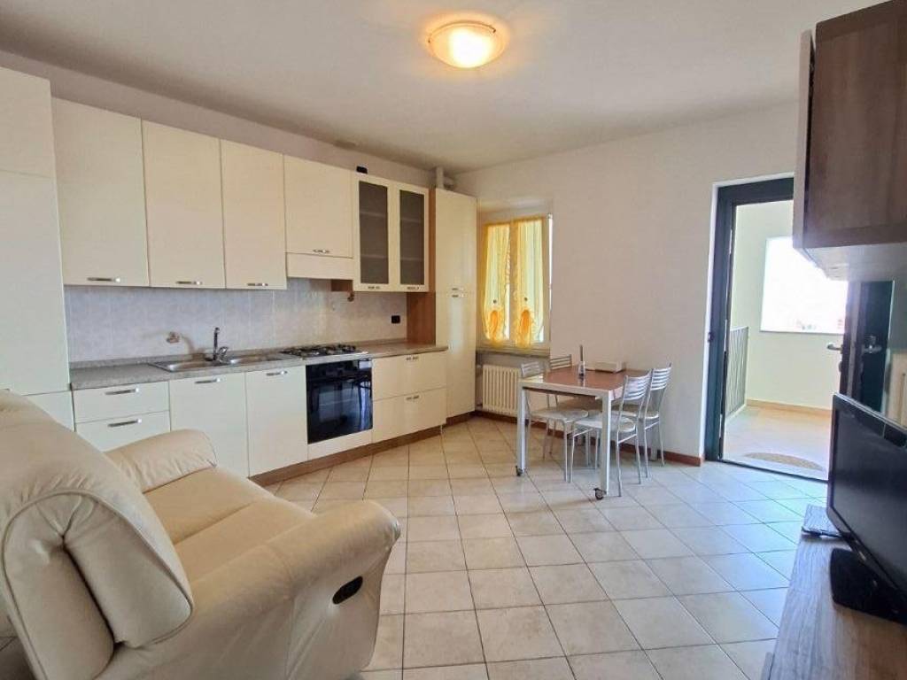 Appartamento a Binago in Via Roma - Foto 3