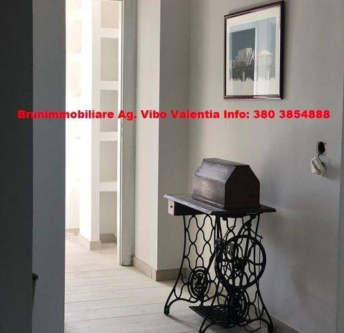 Appartamento a Vibo valentia in Via C.B. Cavour 17 - Foto 2
