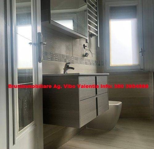 Appartamento a Vibo valentia in Via C.B. Cavour 17 - Foto 4