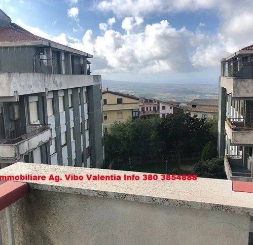 Appartamento a Vibo valentia in Via C.B. Cavour 17 - Foto 5