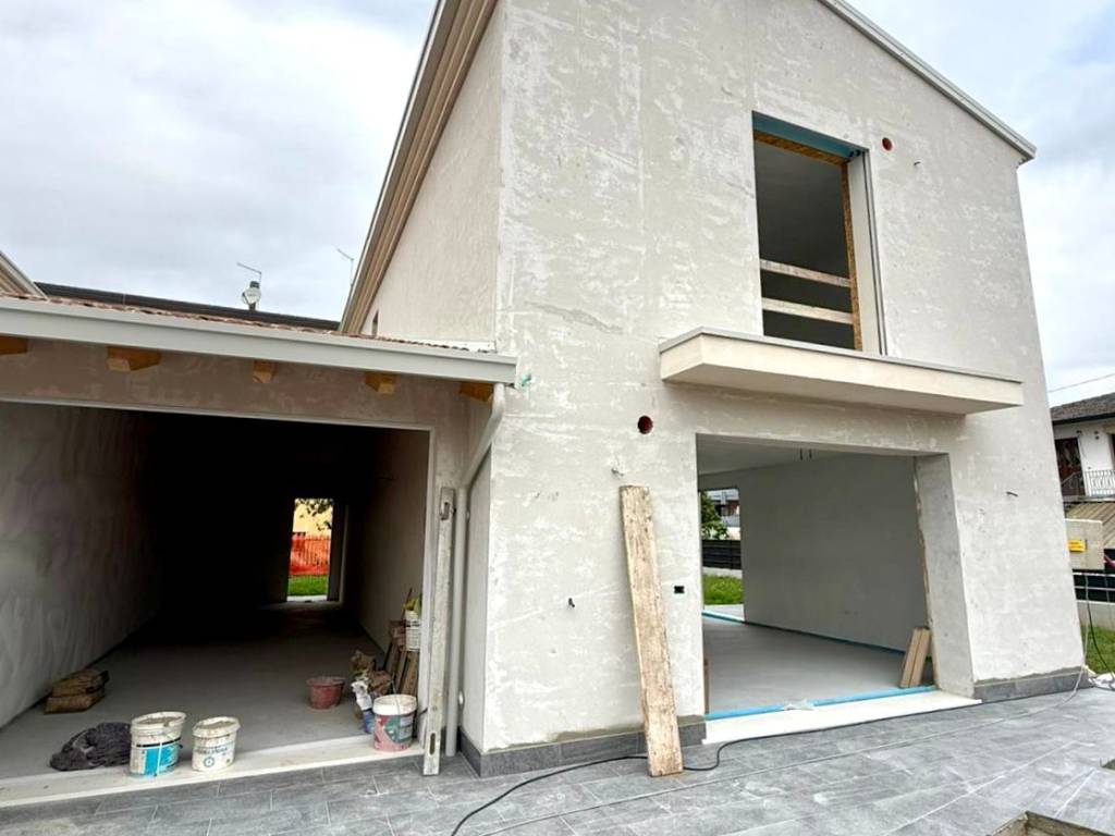 Villa a Camisano vicentino in Via E. Negrin, 50 - Foto 2