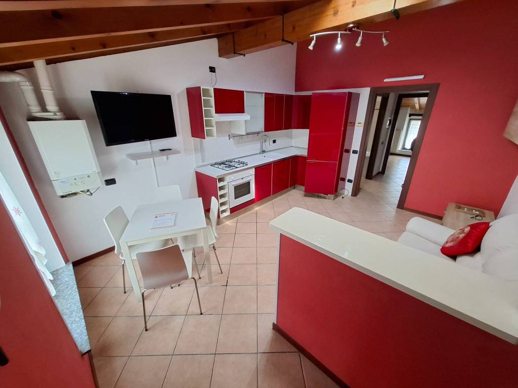 Appartamento a Locate varesino in Via Giuseppe Parini - Foto 4