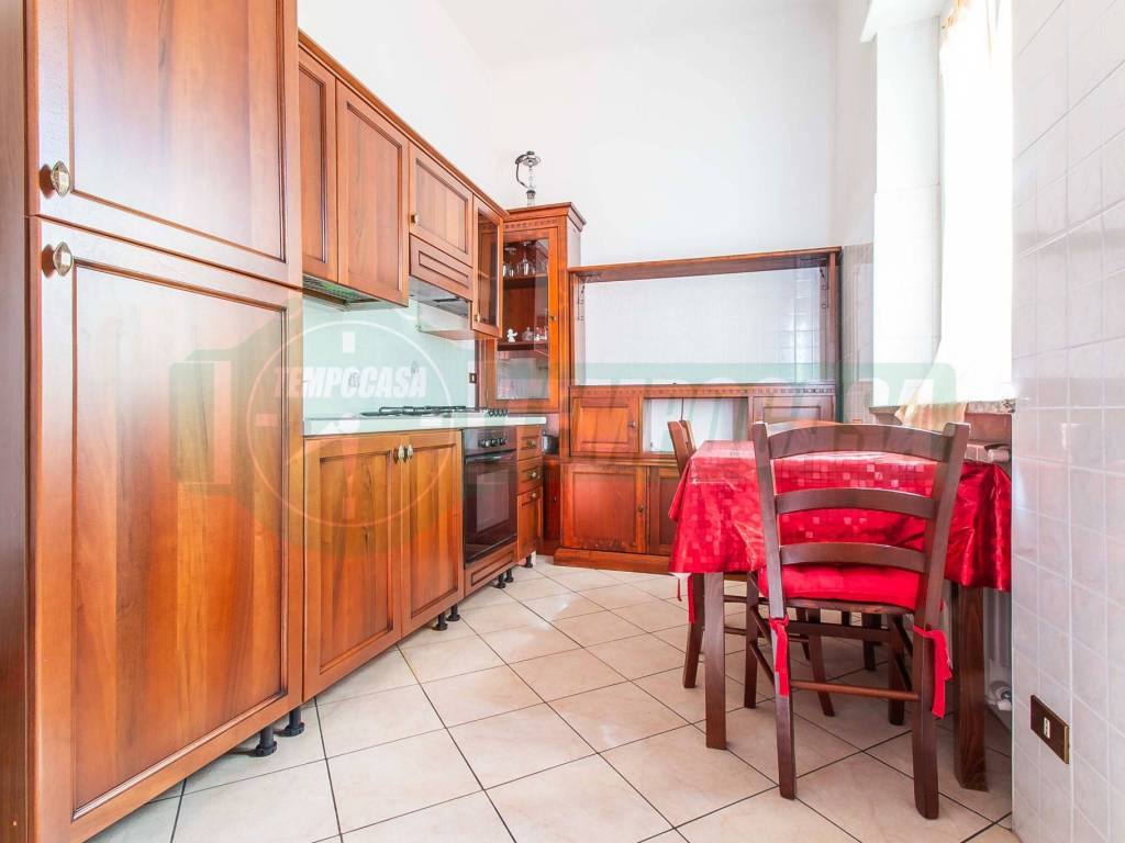 Appartamento a Uboldo in Via 4 Novembre, 80 - Foto 4